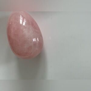 Medium rose quartz crystal egg